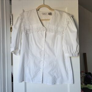 Elegant White Lace Trim Blouse